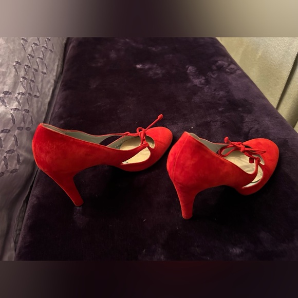 Sigerson Morrison red suede shoes 6.5 - Picture 2 of 5